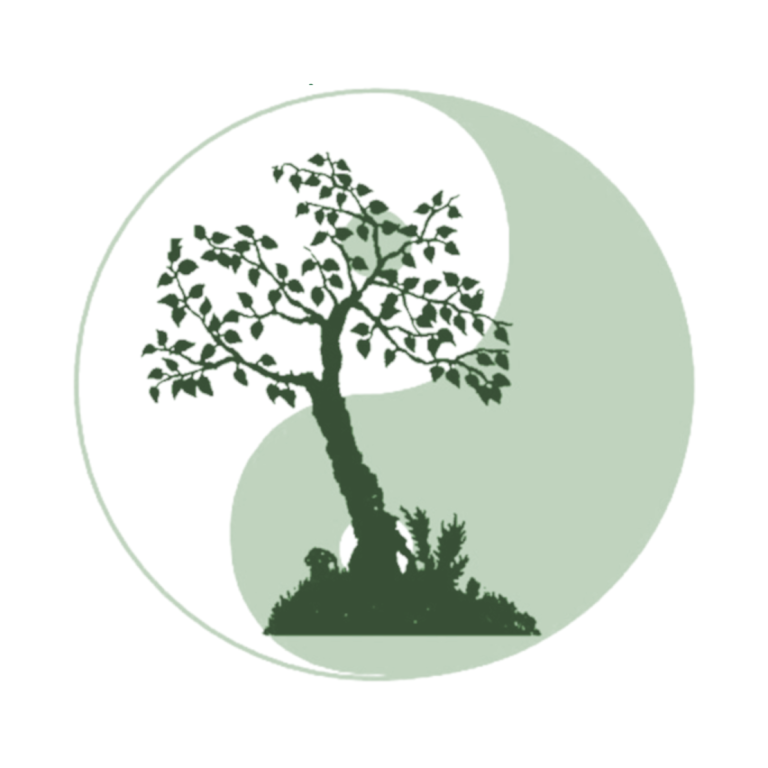 Das Logo von Heilpraktikerin Carla Neß zeigt einen Baum im Yin und Yang Zeichen.